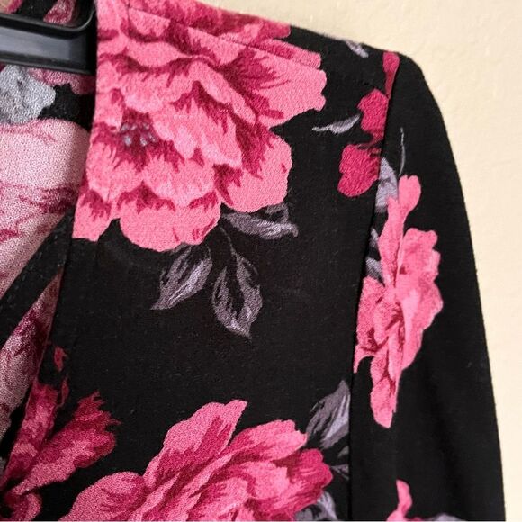 Torrid Black Floral Crepe Strappy Blouse Shirt Top with 3/4 Sleeves Size 2/2X - Picture 6 of 11